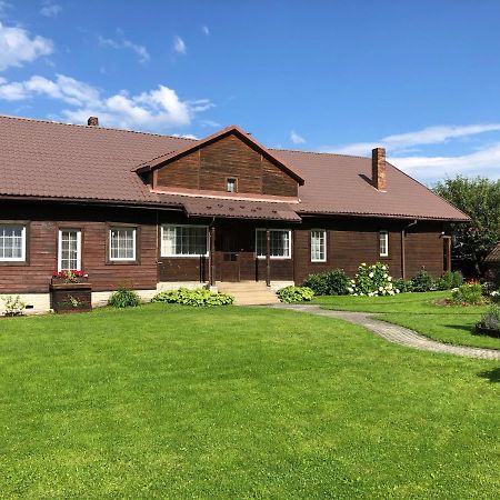 Miły Apartament Ustrzyki Dolne Zewnętrze zdjęcie